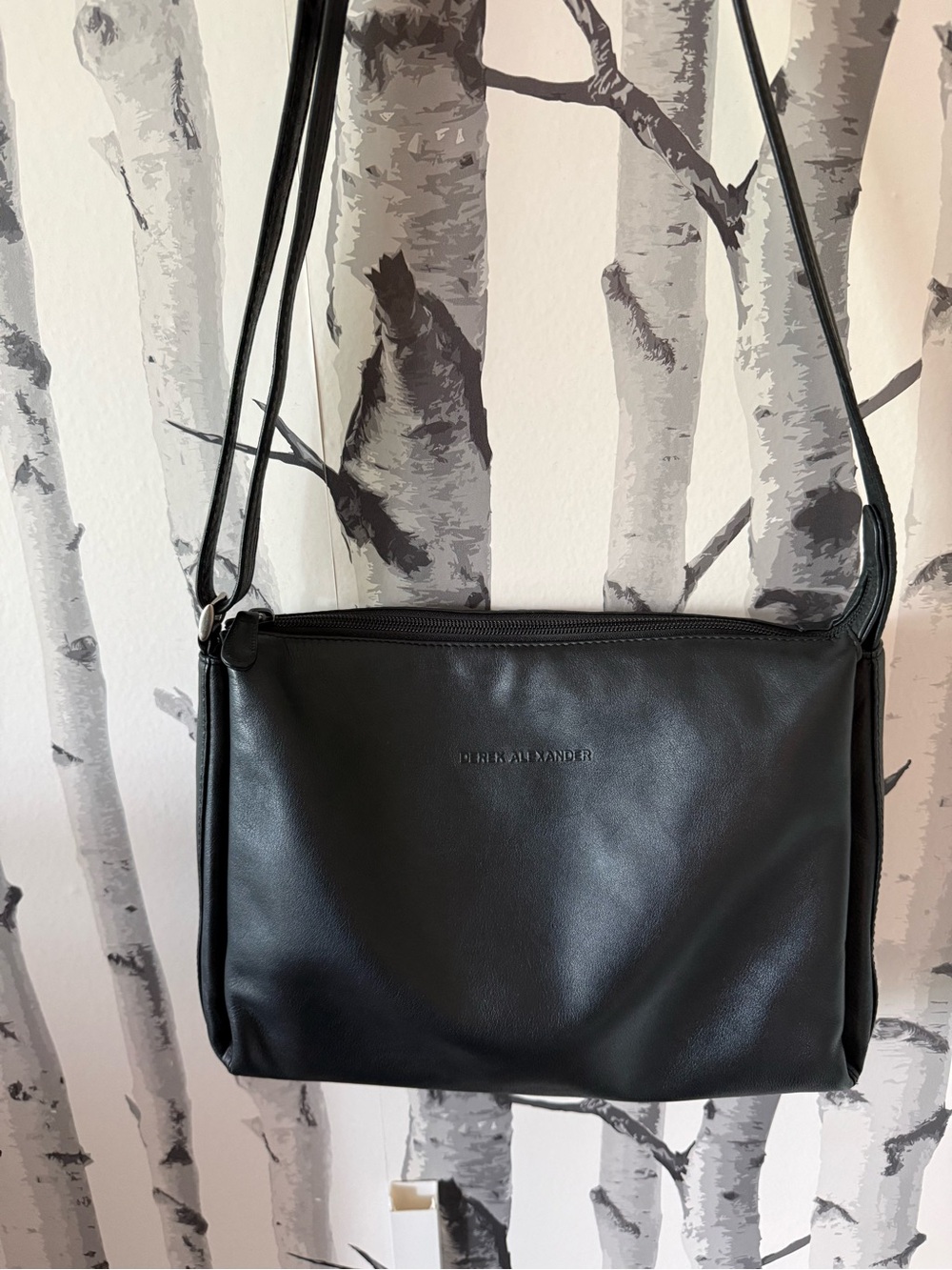 Derek Alexander shoulder to crossbody